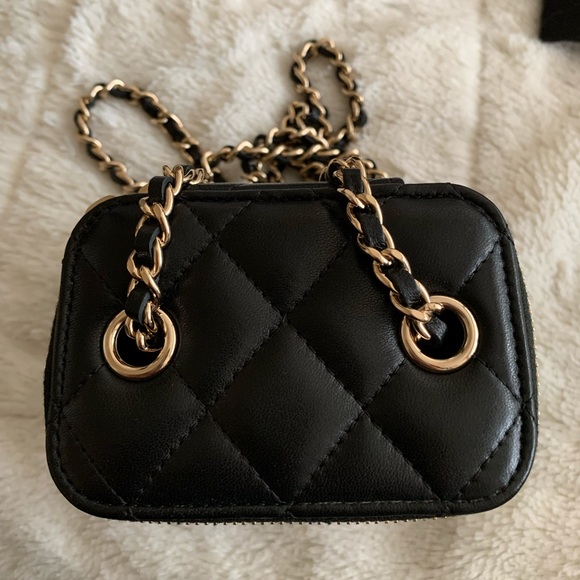 SOLD - Chanel Mini Vanity with Chain - Picture 3 of 12